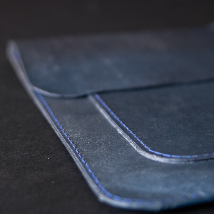 FOLBAG kobaltowe skórzane etui na dokumenty, laptopa lub kopertówka