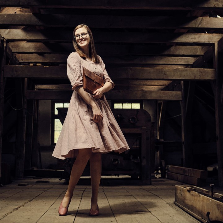 FOLBAG brązowe skórzane etui na dokumenty, laptopa lub kopertówka